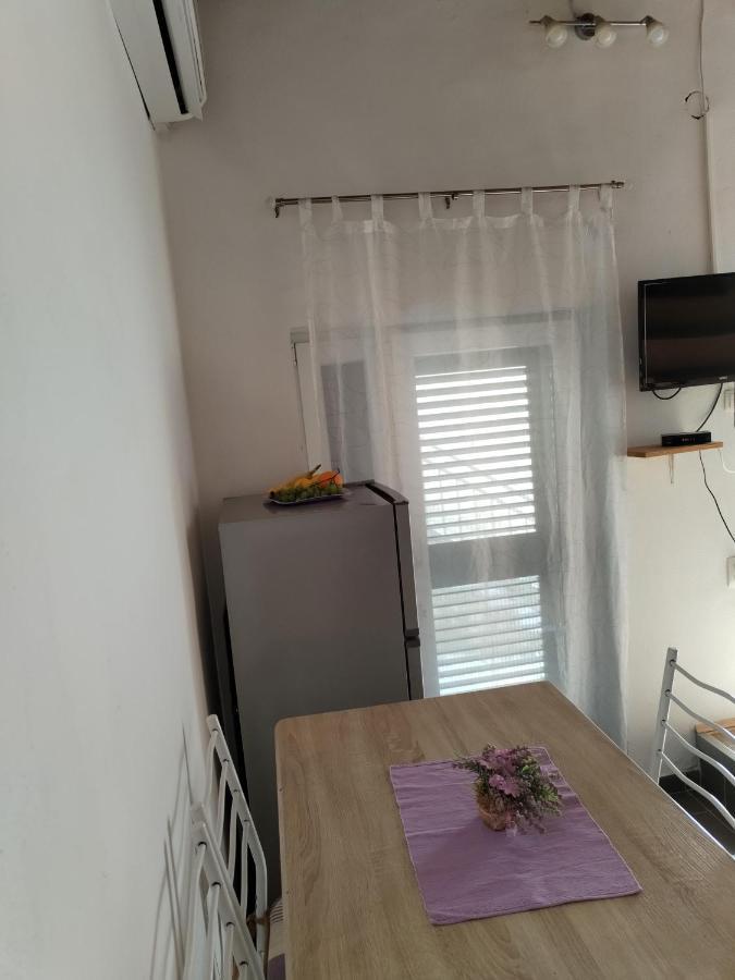 Ema Apartment Prvic Sepurine Exterior photo